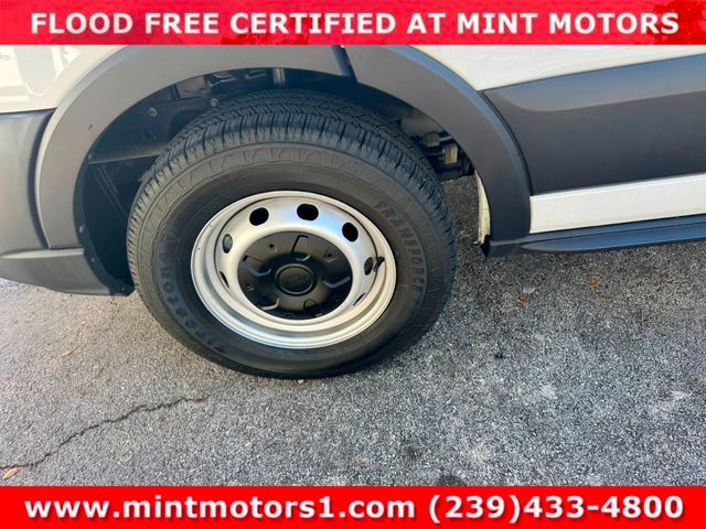 2022 Ford Transit 350 XL 15 Passenger | Fort Myers, FL | Mint Motors 2022 Ford Transit 350 XL 15 Passenger | Fort Myers, FL | Mint Motors