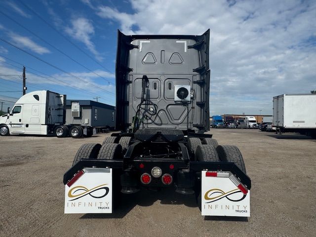 2022 Freightliner CASCADIA 126-APU | Dallas, TX | Infinity Trucks 2022 Freightliner CASCADIA 126-APU | Dallas, TX | Infinity Trucks