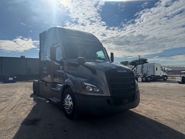 2022 Freightliner CASCADIA 126-APU | Dallas, TX | Infinity Trucks 2022 Freightliner CASCADIA 126-APU | Dallas, TX | Infinity Trucks