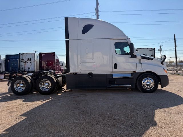 2022 Freightliner CASCADIA | Dallas, TX | Infinity Trucks 2022 Freightliner CASCADIA | Dallas, TX | Infinity Trucks