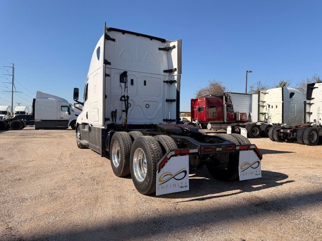 2022 Freightliner CASCADIA | Dallas, TX | Infinity Trucks 2022 Freightliner CASCADIA | Dallas, TX | Infinity Trucks
