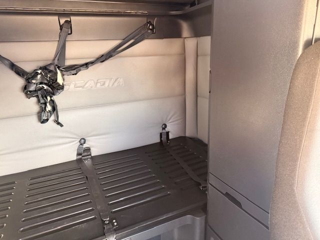 2022 Freightliner CASCADIA  | Dallas, TX | Infinity Trucks