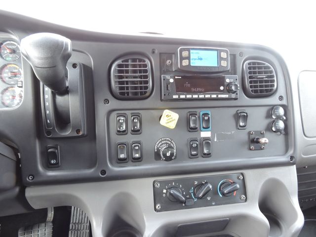 2022 Freightliner M2  Non-CDL Box Truck 