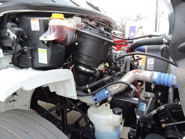 2022 Freightliner M2  Non-CDL Box Truck 