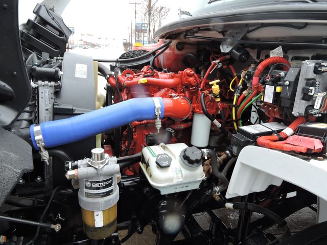 2022 Freightliner M2 Non-CDL Box Truck 