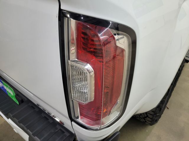 2022 GMC Canyon AT4 Crew - Warranty - Financings - Transparent | Dickinson, ND | Autorama Auto Sales and Rentals