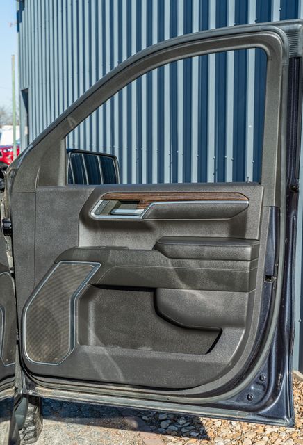 2022 GMC Sierra 1500 Elevation RWD 5.3L V-8 / LOW MILES / BIG SCREEN | Austin, TX | Rocky Mountain Truck Stop Austin 2022 GMC Sierra 1500 Elevation RWD 5.3L V-8 / LOW MILES / BIG SCREEN | Austin, TX | Rocky Mountain Truck Stop Austin