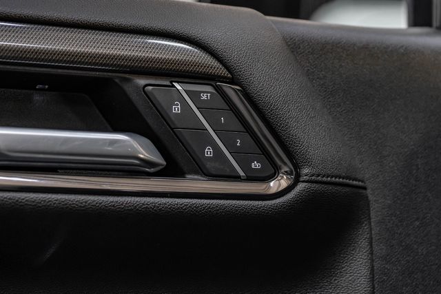 2022 GMC Sierra 1500 AT4 Premium Pkg. 6.2L V8 20" Wheel BakFlip Tonneau | Dallas, TX | East Dallas Diesel 2022 GMC Sierra 1500 AT4 Premium Pkg. 6.2L V8 20" Wheel BakFlip Tonneau | Dallas, TX | East Dallas Diesel