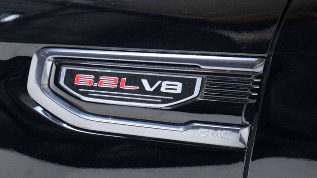 2022 GMC Sierra 1500 AT4 | Houston, TX | Houston Auto Credit