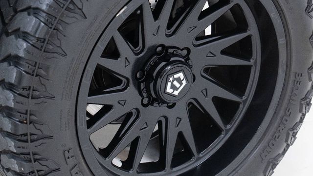 2022 GMC Sierra 1500 AT4 | Houston, TX | Houston Auto Credit