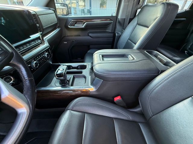 2022 GMC Sierra 1500 DIESEL DURAMAX CREWCAB 4X4 LEATHER MOONROOF ELEV | Plant City, FL | psv5 DEMO - Bayshore Automotive 2022 GMC Sierra 1500 DIESEL DURAMAX CREWCAB 4X4 LEATHER MOONROOF ELEV | Plant City, FL | psv5 DEMO - Bayshore Automotive