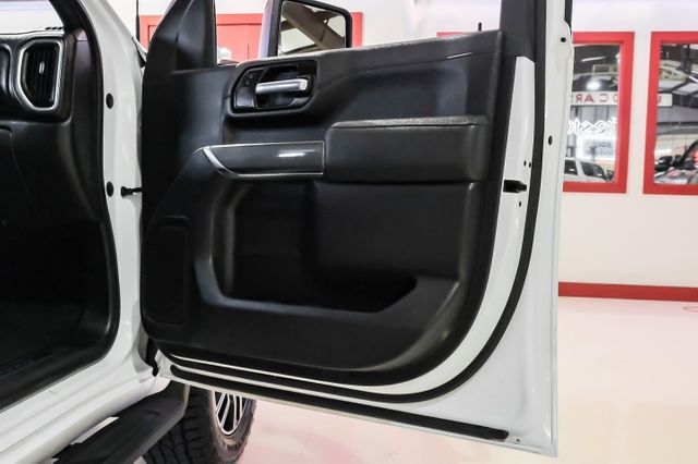 2022 GMC Sierra 2500HD AT4 | Addison, TX | Mr Car Guys 2022 GMC Sierra 2500HD AT4 | Addison, TX | Mr Car Guys