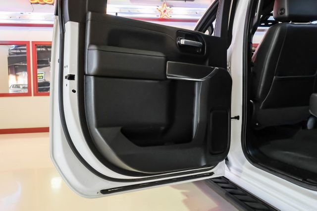 2022 GMC Sierra 2500HD AT4 | Addison, TX | Mr Car Guys 2022 GMC Sierra 2500HD AT4 | Addison, TX | Mr Car Guys