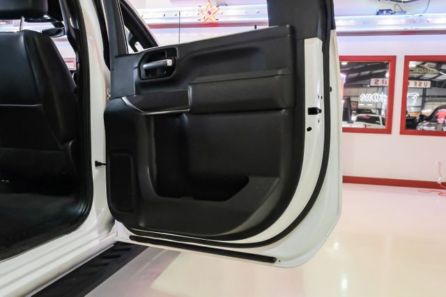 2022 GMC Sierra 2500HD AT4 | Addison, TX | Mr Car Guys