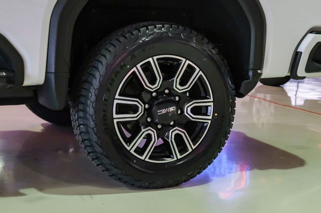 2022 GMC Sierra 2500HD AT4 | Addison, TX | Mr Car Guys