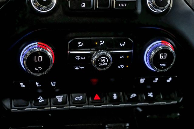 2022 GMC Sierra 2500HD 4WD Crew Cab Standard Bed AT4 | Dallas, TX | East Dallas Diesel