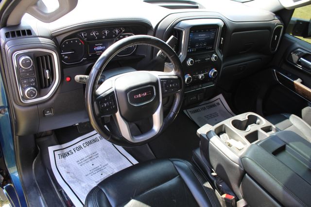 2022 GMC Sierra 3500HD Cab&Chassis 4x4 SLE | Roscoe, IL | Autoland Outlets 2022 GMC Sierra 3500HD Cab&Chassis 4x4 SLE | Roscoe, IL | Autoland Outlets
