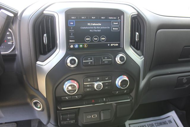 2022 GMC Sierra 3500HD Cab&Chassis 4x4 SLE | Roscoe, IL | Autoland Outlets 2022 GMC Sierra 3500HD Cab&Chassis 4x4 SLE | Roscoe, IL | Autoland Outlets