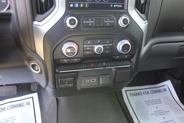 2022 GMC Sierra 3500HD Cab&Chassis 4x4 SLE | Roscoe, IL | Autoland Outlets 2022 GMC Sierra 3500HD Cab&Chassis 4x4 SLE | Roscoe, IL | Autoland Outlets