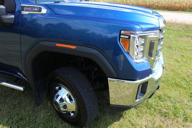 2022 GMC Sierra 3500HD Cab&Chassis 4x4 SLE | Roscoe, IL | Autoland Outlets 2022 GMC Sierra 3500HD Cab&Chassis 4x4 SLE | Roscoe, IL | Autoland Outlets