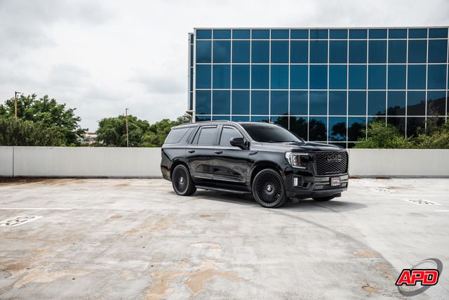 2022 GMC Yukon SLT