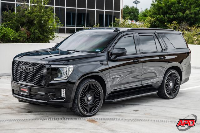 2022 GMC Yukon SLT