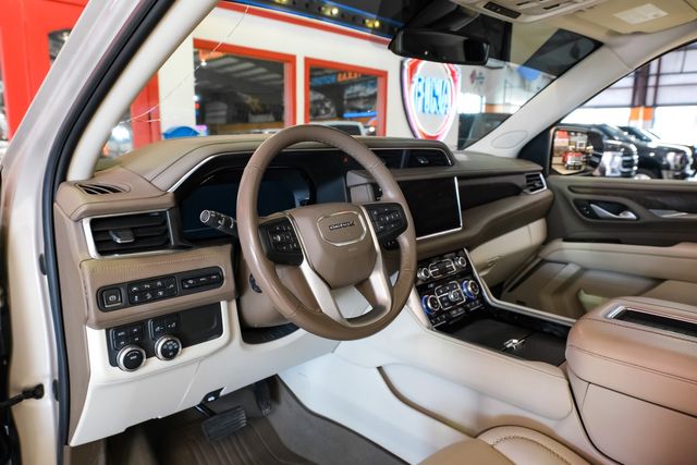 2022 GMC Yukon XL Denali 2022 GMC Yukon XL Denali