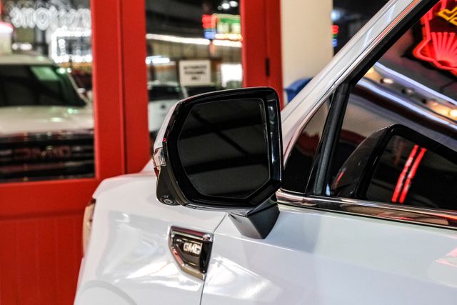 2022 GMC Yukon XL SLT | Addison, TX | Mr Car Guys 2022 GMC Yukon XL SLT | Addison, TX | Mr Car Guys