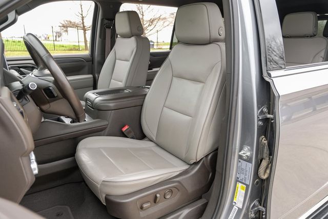 2022 GMC Yukon XL SLT Diesel Lane Keep Assist Heated/Cooled Seats XM 2022 GMC Yukon XL SLT Diesel Lane Keep Assist Heated/Cooled Seats XM