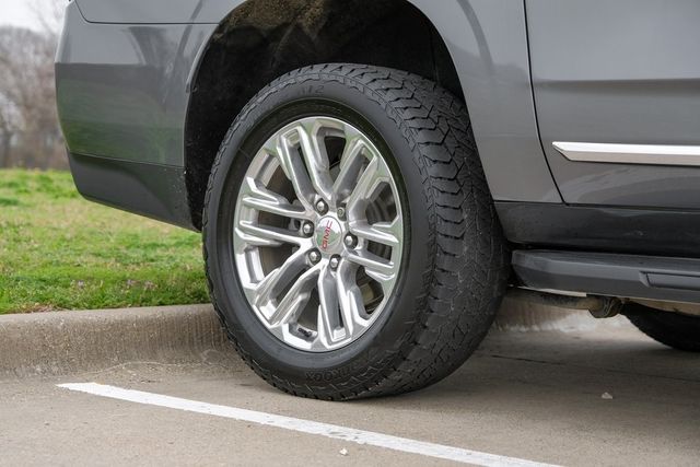 2022 GMC Yukon XL SLT Diesel Lane Keep Assist Heated/Cooled Seats XM 2022 GMC Yukon XL SLT Diesel Lane Keep Assist Heated/Cooled Seats XM