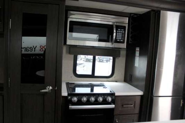 2022 Grand Design REFLECTION - Ledet's Auto Sales Gonzales, Louisiana 70737 2022 Grand Design REFLECTION - Ledet's Auto Sales Gonzales, Louisiana 70737