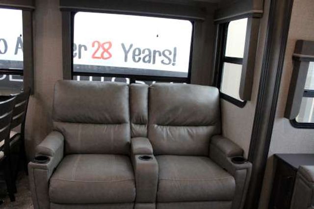 2022 Grand Design REFLECTION - Ledet's Auto Sales Gonzales, Louisiana 70737 2022 Grand Design REFLECTION - Ledet's Auto Sales Gonzales, Louisiana 70737