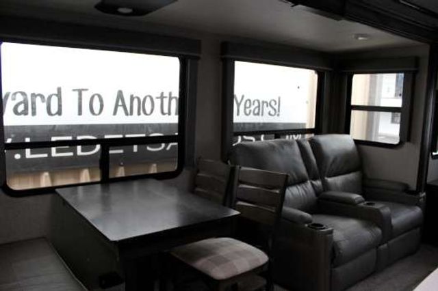 2022 Grand Design REFLECTION - Ledet's Auto Sales Gonzales, Louisiana 70737 2022 Grand Design REFLECTION - Ledet's Auto Sales Gonzales, Louisiana 70737