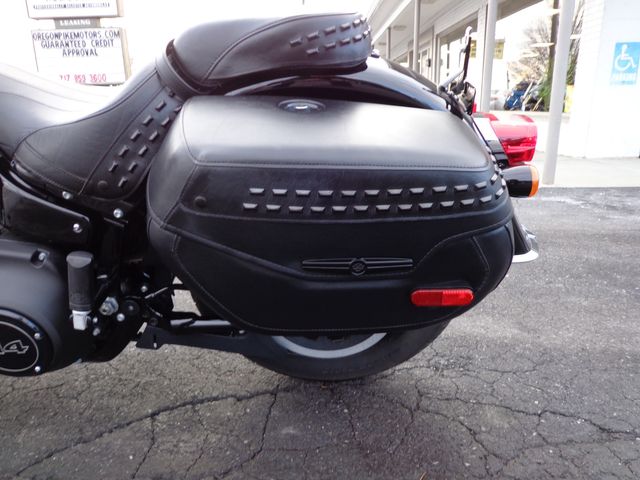 2022 Harley-Davidson HERITAGE SOFTAIL CLASSIC FLHCS