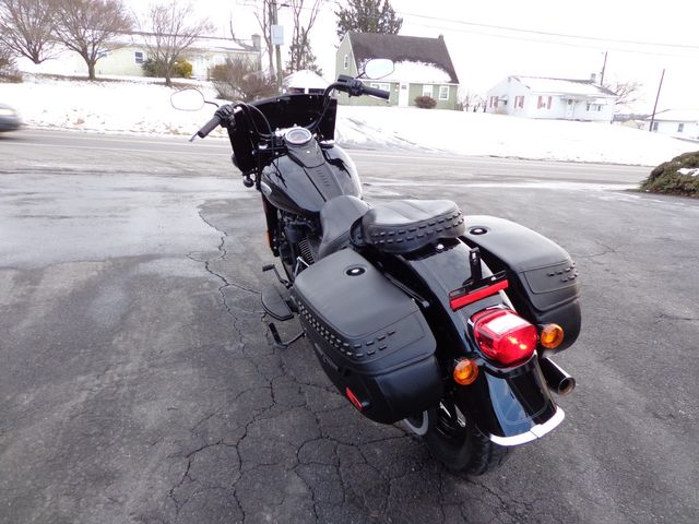 2022 Harley-Davidson HERITAGE SOFTAIL CLASSIC FLHCS