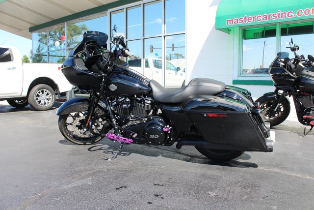 2022 Harley-Davidson Road Glide Special | Granite City, Illinois | MasterCars Company Inc. 2022 Harley-Davidson Road Glide Special | Granite City, Illinois | MasterCars Company Inc.