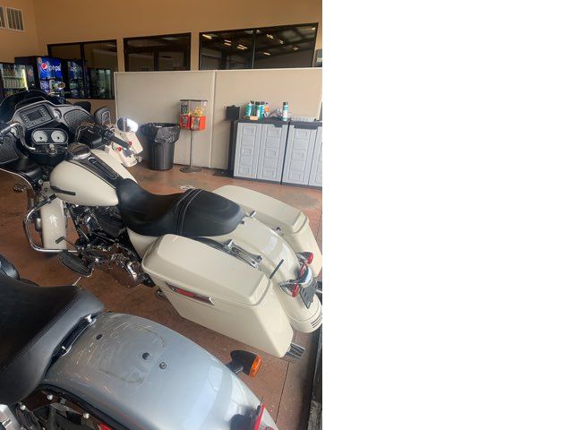 2022 Harley-Davidson Road Glide Base 2022 Harley-Davidson Road Glide Base