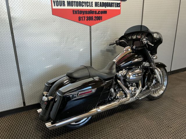 2022 Harley-Davidson Street Glide Base | Fort Worth, TX | TX Toy Sales 2022 Harley-Davidson Street Glide Base | Fort Worth, TX | TX Toy Sales
