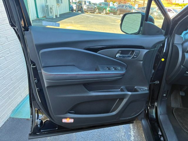 2022 Honda Pilot Black Edition