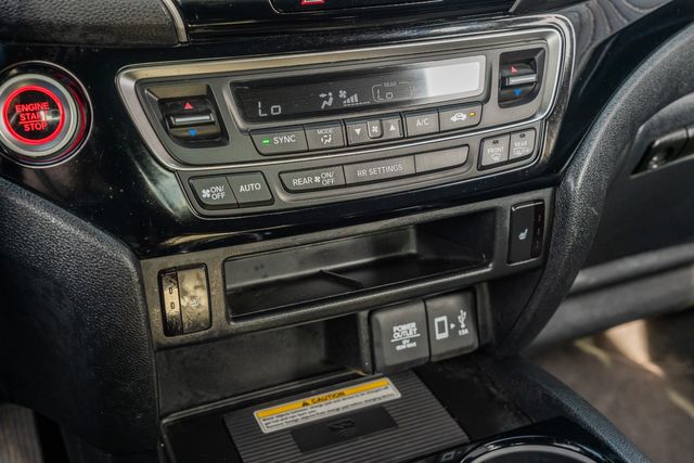 2022 Honda Ridgeline Black Edition AWD / LOADED / ONE OWNER | Austin, TX | Rocky Mountain Truck Stop Austin 2022 Honda Ridgeline Black Edition AWD / LOADED / ONE OWNER | Austin, TX | Rocky Mountain Truck Stop Austin