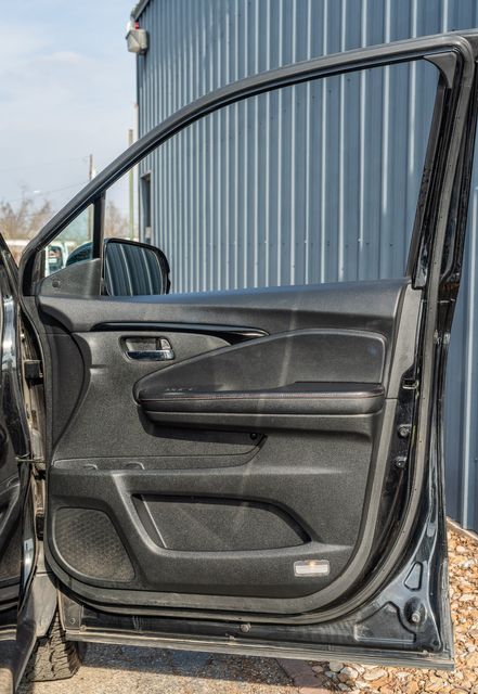 2022 Honda Ridgeline Black Edition AWD / LOADED / ONE OWNER | Austin, TX | Rocky Mountain Truck Stop Austin 2022 Honda Ridgeline Black Edition AWD / LOADED / ONE OWNER | Austin, TX | Rocky Mountain Truck Stop Austin