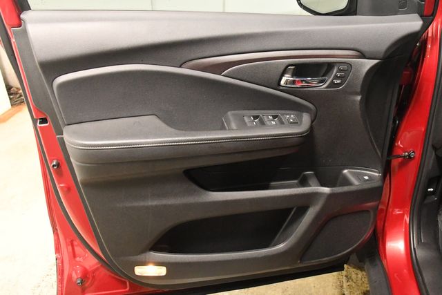 2022 Honda Ridgeline RTL-E w/ HPD | Branford, CT | Sound Auto Wholesalers 2022 Honda Ridgeline RTL-E w/ HPD | Branford, CT | Sound Auto Wholesalers