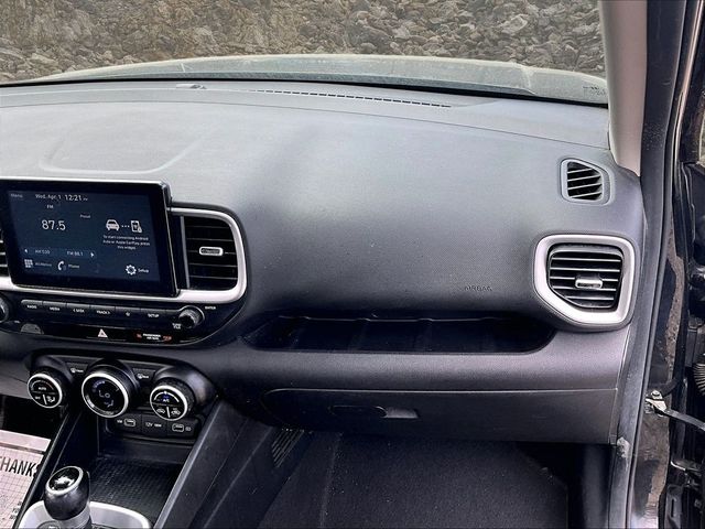 2022 Hyundai Venue SEL