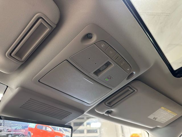 2022 Infiniti QX80 LUXE Navigation 12.3" Touchscreen Blackout Trim... | Irving, Texas | Hopper Motorplex