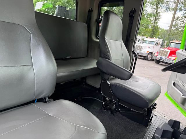 2022 International MV 607