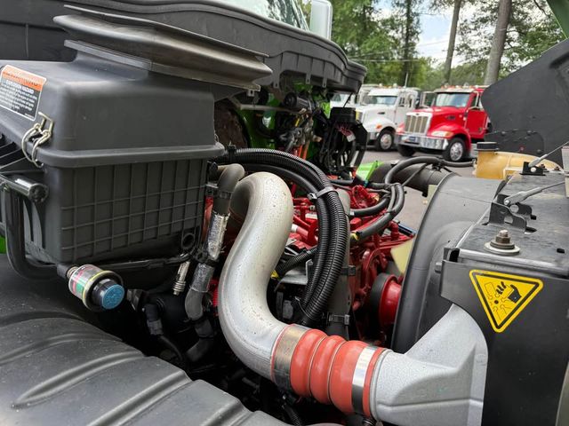 2022 International MV 607