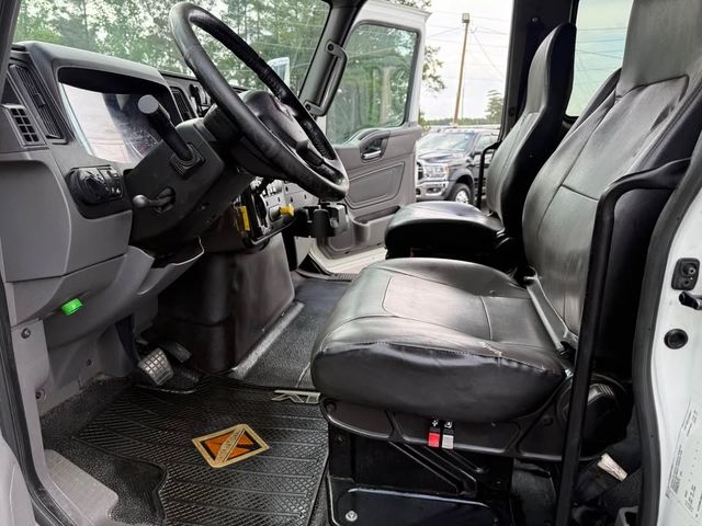 2022 International MV 607