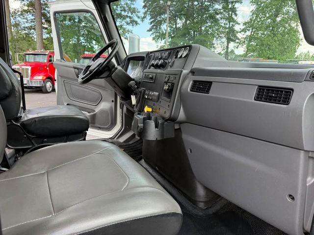 2022 International MV 607