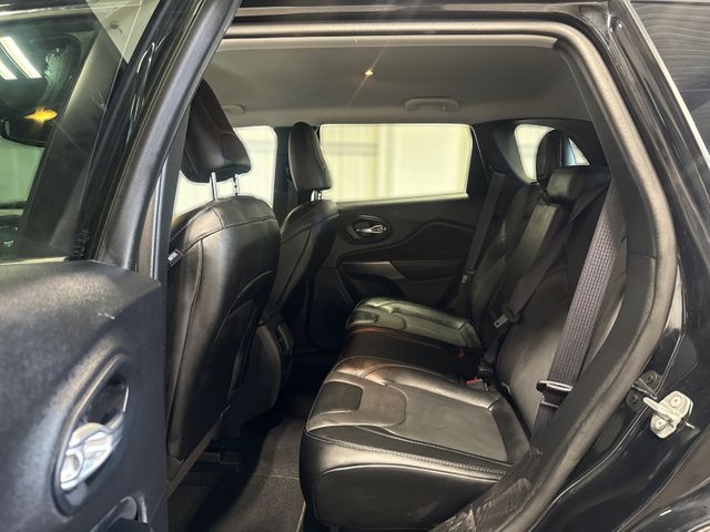 2022 Jeep CHEROKEE LATITUDE LUX 2022 Jeep CHEROKEE LATITUDE LUX