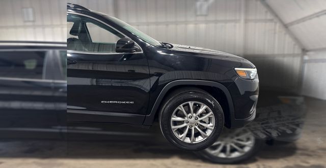 2022 Jeep CHEROKEE LATITUDE LUX 2022 Jeep CHEROKEE LATITUDE LUX